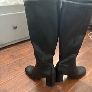 Black Knee-High Women's Boots